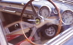 Waarom is oldtimer verzekeren zo lastig?